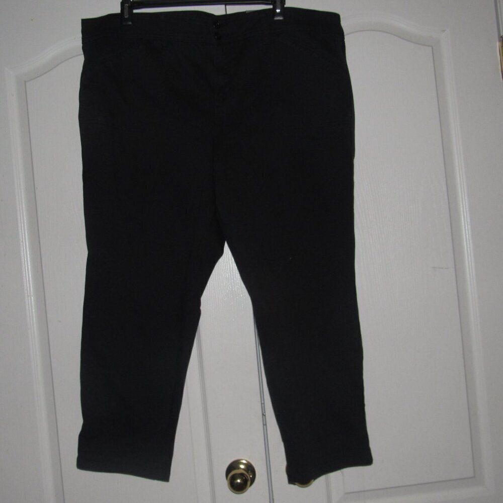 TORRID Crop Aviator Snap Roll Tab Stretch Black Pants Size 26